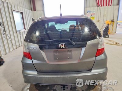 Zdjęcie 6 z 13 samochodu: 2013 HONDA FIT VIN:JHMGE8H38DC034400 - miniatura