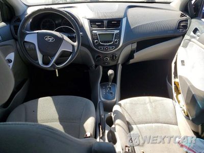 Zdjęcie 8 z 13 samochodu: 2012 HYUNDAI ACCENT GLS VIN:KMHCT4AE8CU116156 - miniatura
