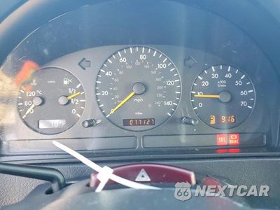 Zdjęcie 9 z 13 samochodu: 2004 MERCEDES-BENZ ML 500 VIN:4JGAB75E14A476829 - miniatura