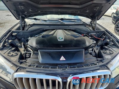 Zdjęcie 12 z 13 samochodu: 2015 BMW X5 XDRIVE50I VIN:5UXKR6C55F0J75280 - miniatura