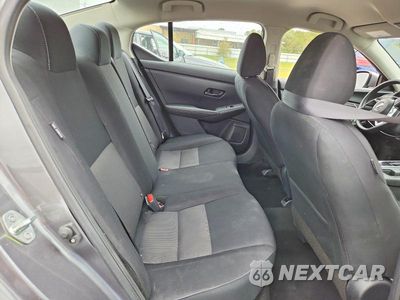 Zdjęcie 10 z 12 samochodu: 2025 NISSAN SENTRA SV VIN:3N1AB8CV4SY284166 - miniatura
