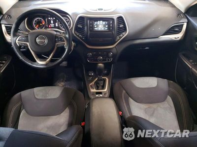 Zdjęcie 8 z 14 samochodu: 2016 JEEP CHEROKEE SPORT VIN:1C4PJMAB4GW187057 - miniatura