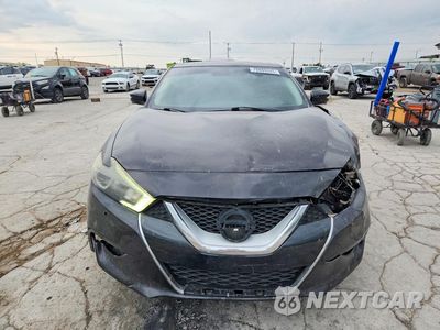 Piąte zdjęcie samochodu w środku: 2016 NISSAN MAXIMA PLATINUM VIN:1N4AA6APXGC446252 - miniatura