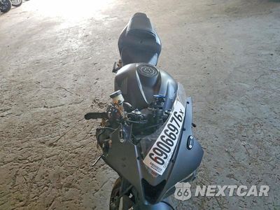 Piąte zdjęcie samochodu w środku: 2008 HONDA CBR600 RR VIN:JH2PC40488M102786 - miniatura