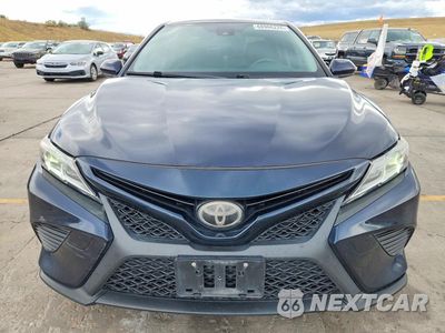 Piąte zdjęcie samochodu w środku: 2018 TOYOTA CAMRY SE VIN:JTNB11HK4J3032785 - miniatura