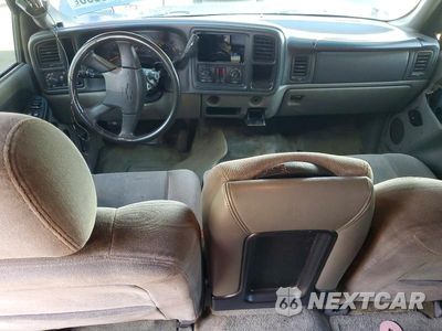 Zdjęcie 8 z 13 samochodu: 2003 CHEVROLET TAHOE C1500 VIN:1GNEC13V03R146559 - miniatura