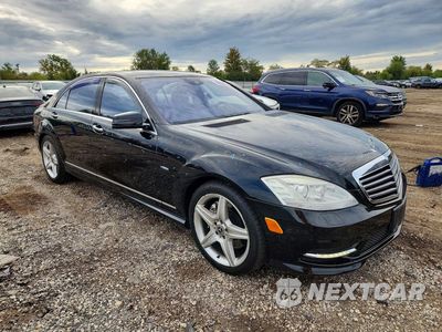 Czwarte zdjęcie samochodu z boku: 2011 MERCEDES-BENZ S 400 VIN:WDDNG9FB2BA366348 - miniatura
