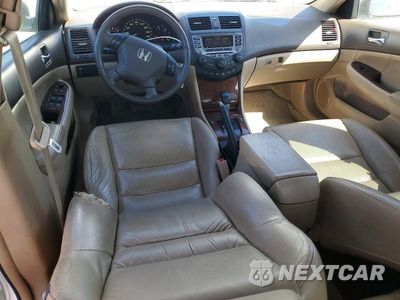 Zdjęcie 8 z 12 samochodu: 2006 HONDA ACCORD EX VIN:1HGCM56876A076721 - miniatura