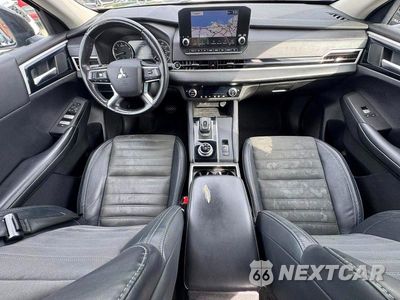 Zdjęcie 9 z 10 samochodu: 2023 MITSUBISHI OUTLANDER SE VIN:JA4J3UA87PZ016784 - miniatura