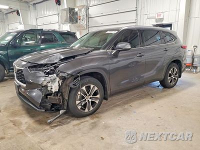 2021 TOYOTA HIGHLANDER XLE 5TDGZRBH0MS148860 - główne zdjęcie licytacji z USA - miniatura