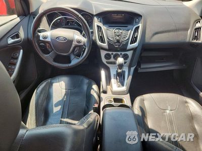 Zdjęcie 8 z 12 samochodu: 2013 FORD FOCUS SE VIN:1FADP3F2XDL205214 - miniatura