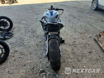 Czwarte zdjęcie samochodu z boku: 2022 BMW M 1000 RR VIN:WB10E7306N6F92238 - miniatura