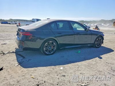 Trzecie zdjęcie samochodu z tyłu: 2026 BMW 530 XI VIN:WBA53FJ06TCW65323 - miniatura