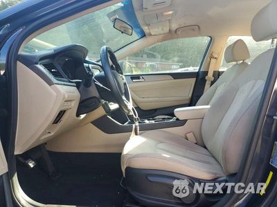 Zdjęcie 7 z 12 samochodu: 2018 HYUNDAI SONATA HYBRID SE VIN:KMHE24L38JA080135 - miniatura