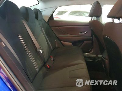 Zdjęcie 10 z 13 samochodu: 2024 HYUNDAI ELANTRA BLUE VIN:KMHLM4DJ8RU106290 - miniatura