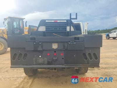 Zdjęcie 6 z 12 samochodu: 2019 FORD F350 SUPER DUTY VIN:1FT8W3BT7KEF56919 - miniatura