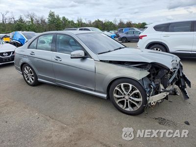 Czwarte zdjęcie samochodu z boku: 2012 MERCEDES-BENZ C 300 4MATIC VIN:WDDGF8BB6CR228438 - miniatura