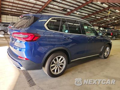 Trzecie zdjęcie samochodu z tyłu: 2021 BMW X5 XDRIVE45E VIN:5UXTA6C08M9F27585 - miniatura