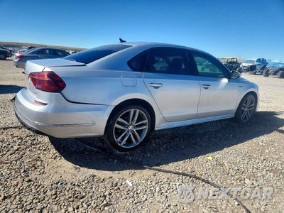 Trzecie zdjęcie samochodu z tyłu: 2018 VOLKSWAGEN PASSAT S VIN:1VWAA7A33JC044865 - miniatura