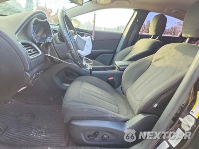Zdjęcie 7 z 12 samochodu: 2015 CHRYSLER 200 LIMITED VIN:1C3CCCAB4FN671127 - miniatura