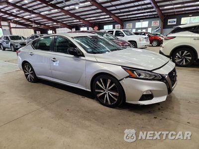 Czwarte zdjęcie samochodu z boku: 2020 NISSAN ALTIMA SR VIN:1N4BL4CVXLC175556 - miniatura