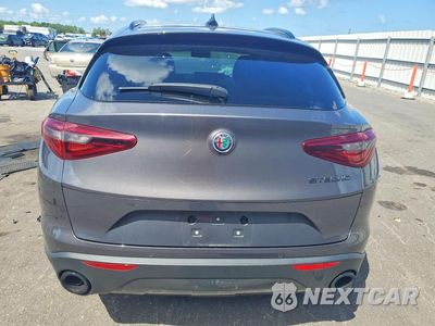 Zdjęcie 6 z 12 samochodu: 2020 ALFA ROMEO STELVIO VIN:ZASPAJAN6L7C94535 - miniatura