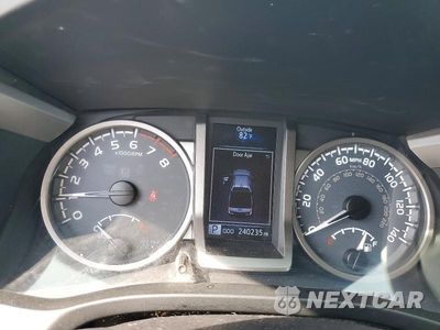 Zdjęcie 9 z 12 samochodu: 2016 TOYOTA TACOMA SR5 V6 VIN:3TMDZ5BN2GM008475 - miniatura