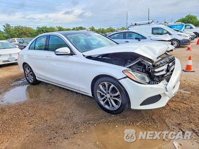 Czwarte zdjęcie samochodu z boku: 2017 MERCEDES-BENZ C 300 VIN:55SWF4JB7HU192027 - miniatura