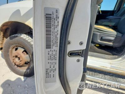 Zdjęcie 12 z 12 samochodu: 2015 RAM 3500 ST VIN:3C63RRGL0FG688293 - miniatura