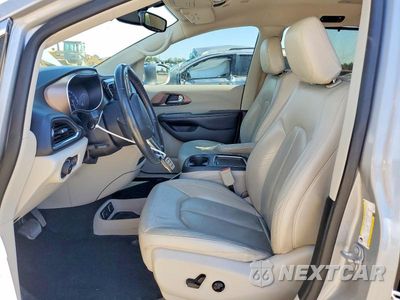Zdjęcie 7 z 13 samochodu: 2019 CHRYSLER PACIFICA TOURING L PLUS VIN:2C4RC1EG4KR577276 - miniatura