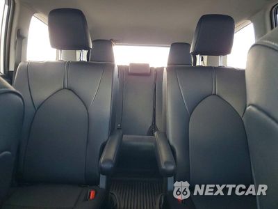 Zdjęcie 10 z 13 samochodu: 2026 TOYOTA GRAND HIGHLANDER XLE VIN:5TDABAA55TS006229 - miniatura