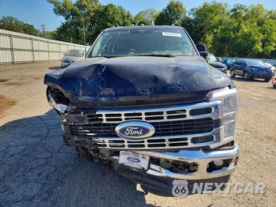 Piąte zdjęcie samochodu w środku: 2026 FORD F250 SUPER DUTY VIN:1FTBF2BNXTED74067 - miniatura