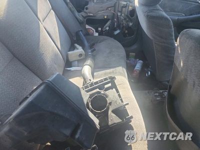 Zdjęcie 10 z 12 samochodu: 2000 HONDA CIVIC LX VIN:1HGEJ6672YL009398 - miniatura