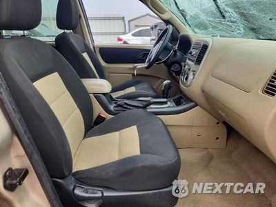 Zdjęcie 7 z 11 samochodu: 2007 FORD ESCAPE XLT VIN:1FMYU03167KB08693 - miniatura