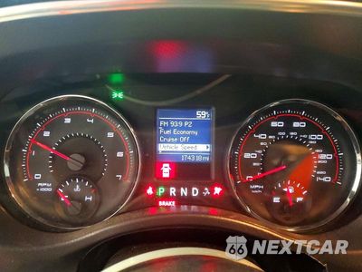 Zdjęcie 9 z 12 samochodu: 2011 DODGE CHARGER VIN:2B3CL3CG8BH544034 - miniatura