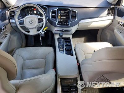 Zdjęcie 8 z 13 samochodu: 2016 VOLVO XC90 T6 VIN:YV4A22PK2G1069596 - miniatura