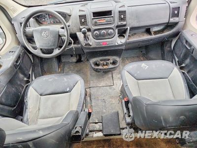 Zdjęcie 8 z 13 samochodu: 2015 RAM PROMASTER 1500 1500 STANDARD VIN:3C6TRVAG3FE510037 - miniatura