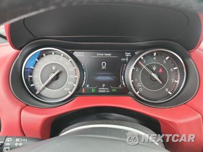 Zdjęcie 9 z 13 samochodu: 2022 MASERATI LEVANTE BASE VIN:ZN661XUA4NX384719 - miniatura
