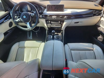 Zdjęcie 8 z 12 samochodu: 2017 BMW X5 XDRIVE50I VIN:5UXKR6C36H0J85253 - miniatura