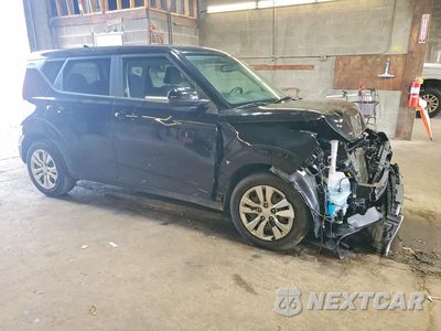 Czwarte zdjęcie samochodu z boku: 2021 KIA SOUL LX VIN:KNDJ23AU6M7761209 - miniatura