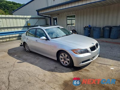 Czwarte zdjęcie samochodu z boku: 2007 BMW 3ER XI VIN:WBAVC935X7KX57184 - miniatura