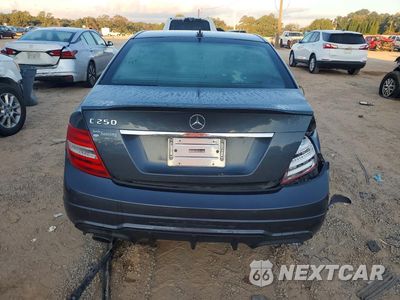 Zdjęcie 6 z 12 samochodu: 2014 MERCEDES-BENZ C 250 VIN:WDDGF4HB4EA940965 - miniatura