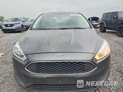 Piąte zdjęcie samochodu w środku: 2018 FORD FOCUS SE VIN:1FADP3F27JL269576 - miniatura