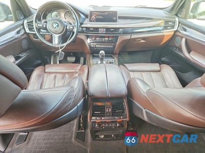 Zdjęcie 8 z 12 samochodu: 2016 BMW X5 XDRIVE50I VIN:5UXKR6C54G0J80424 - miniatura