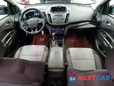 Zdjęcie 8 z 13 samochodu: 2017 FORD ESCAPE SE VIN:1FMCU9GD2HUF01017 - miniatura