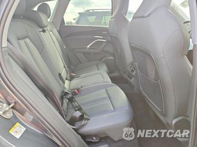 Zdjęcie 10 z 12 samochodu: 2026 AUDI Q5 PRESTIGE VIN:WA13AAGU5T2002743 - miniatura