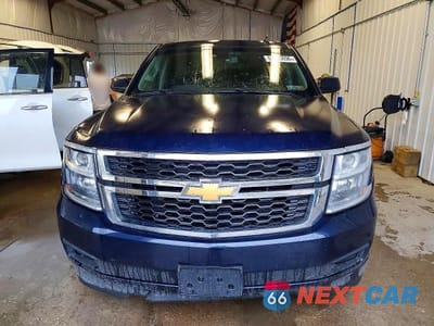 Piąte zdjęcie samochodu w środku: 2019 CHEVROLET TAHOE K1500 LT VIN:1GNSKBKC2KR364612 - miniatura