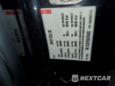 Zdjęcie 12 z 12 samochodu: 2018 TESLA MODEL 3 VIN:5YJ3E1EB6JF084603 - miniatura