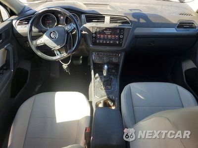 Zdjęcie 8 z 13 samochodu: 2018 VOLKSWAGEN TIGUAN SE VIN:3VV3B7AX1JM041751 - miniatura