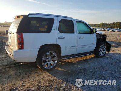 Trzecie zdjęcie samochodu z tyłu: 2012 GMC YUKON DENALI HYBRID VIN:1GKS2GEJ7CR247677 - miniatura